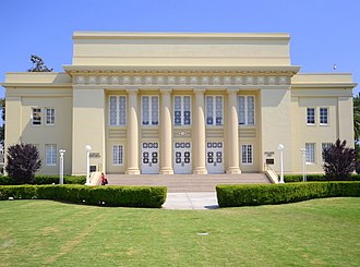 Chapman University in Orange, CA, where goCarBuyer.com offers cash-for-cars services in Orange County.
